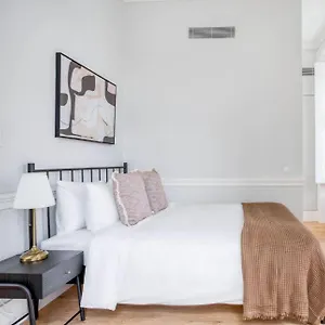 Private Bedrooms In The Heart Of Lisbon